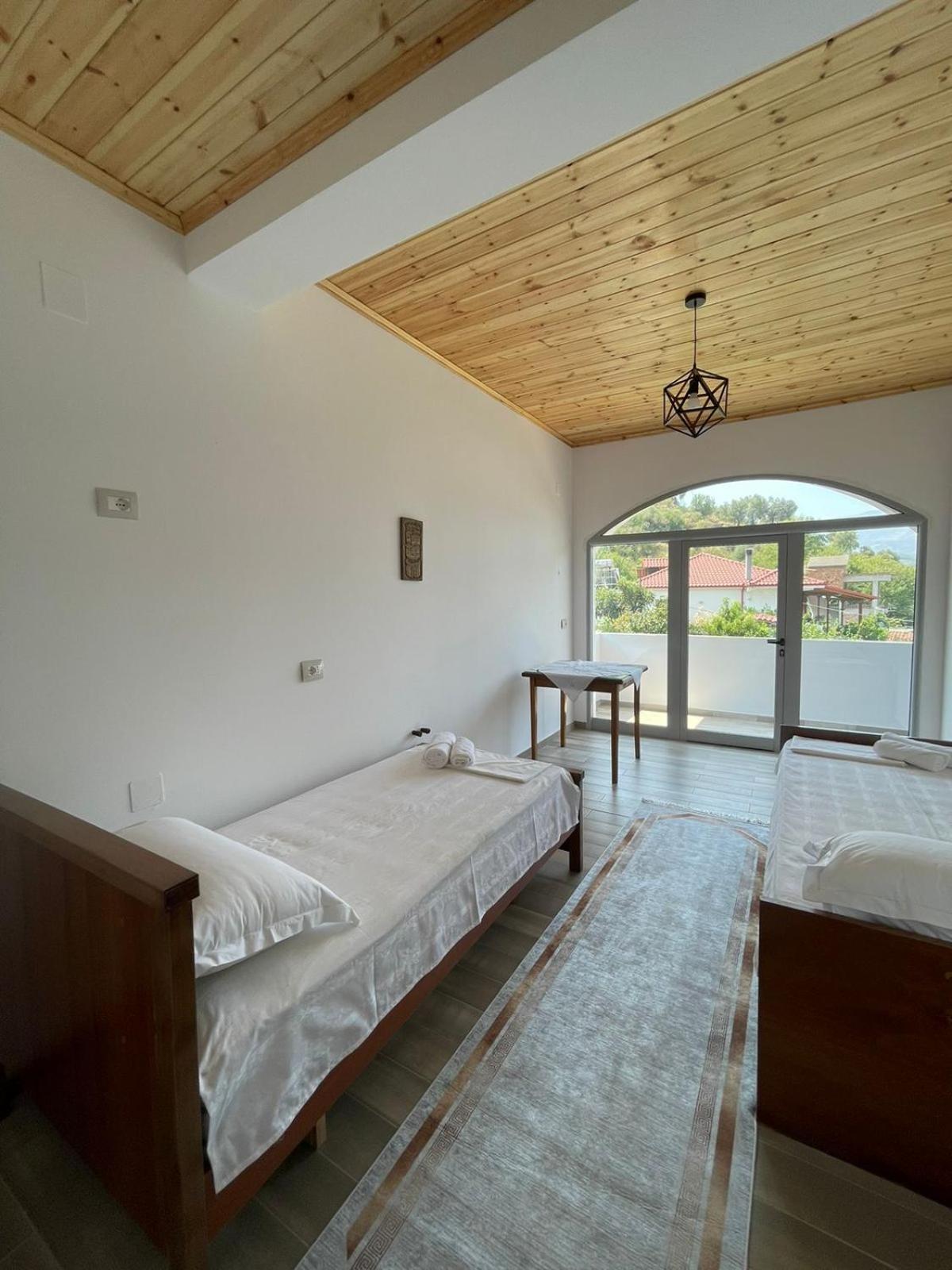 Georgemishel Guest House Berat Exterior photo