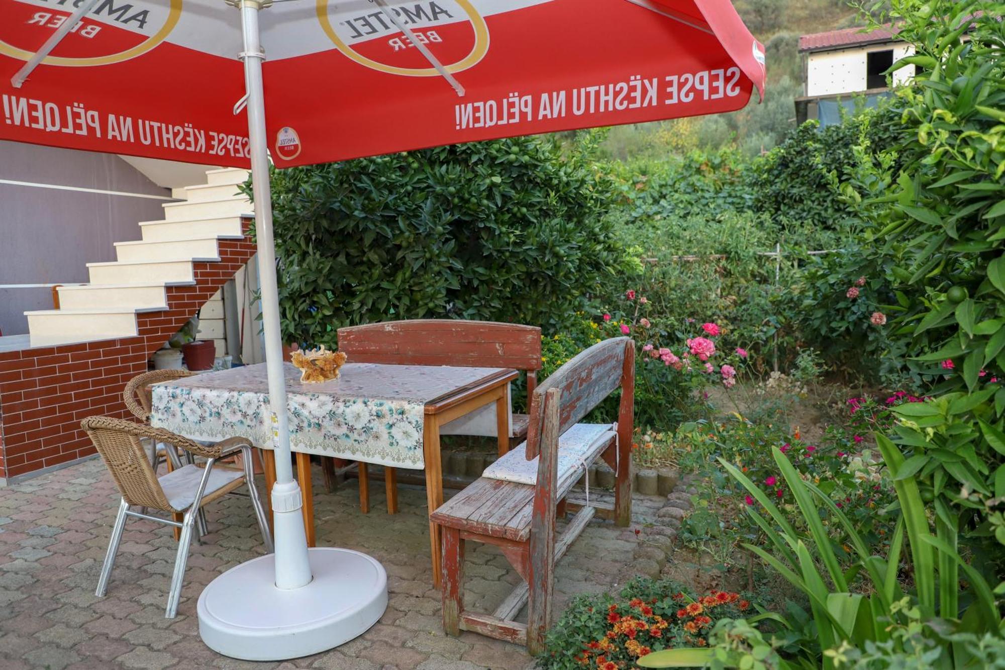 Georgemishel Guest House Berat Exterior photo