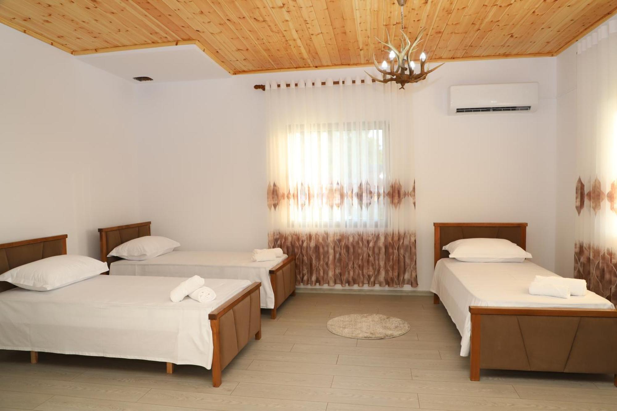 Georgemishel Guest House Berat Exterior photo