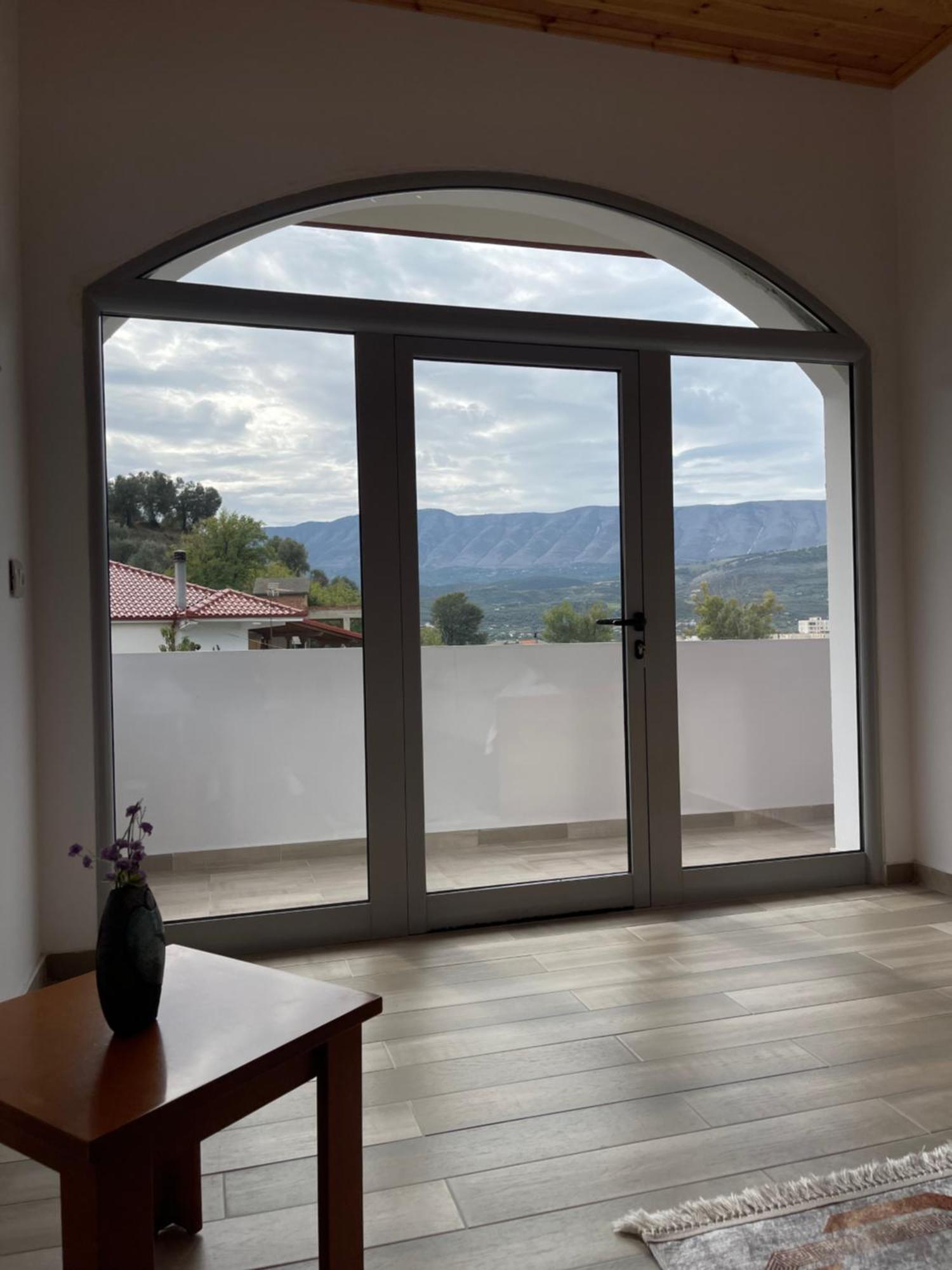 Georgemishel Guest House Berat Exterior photo