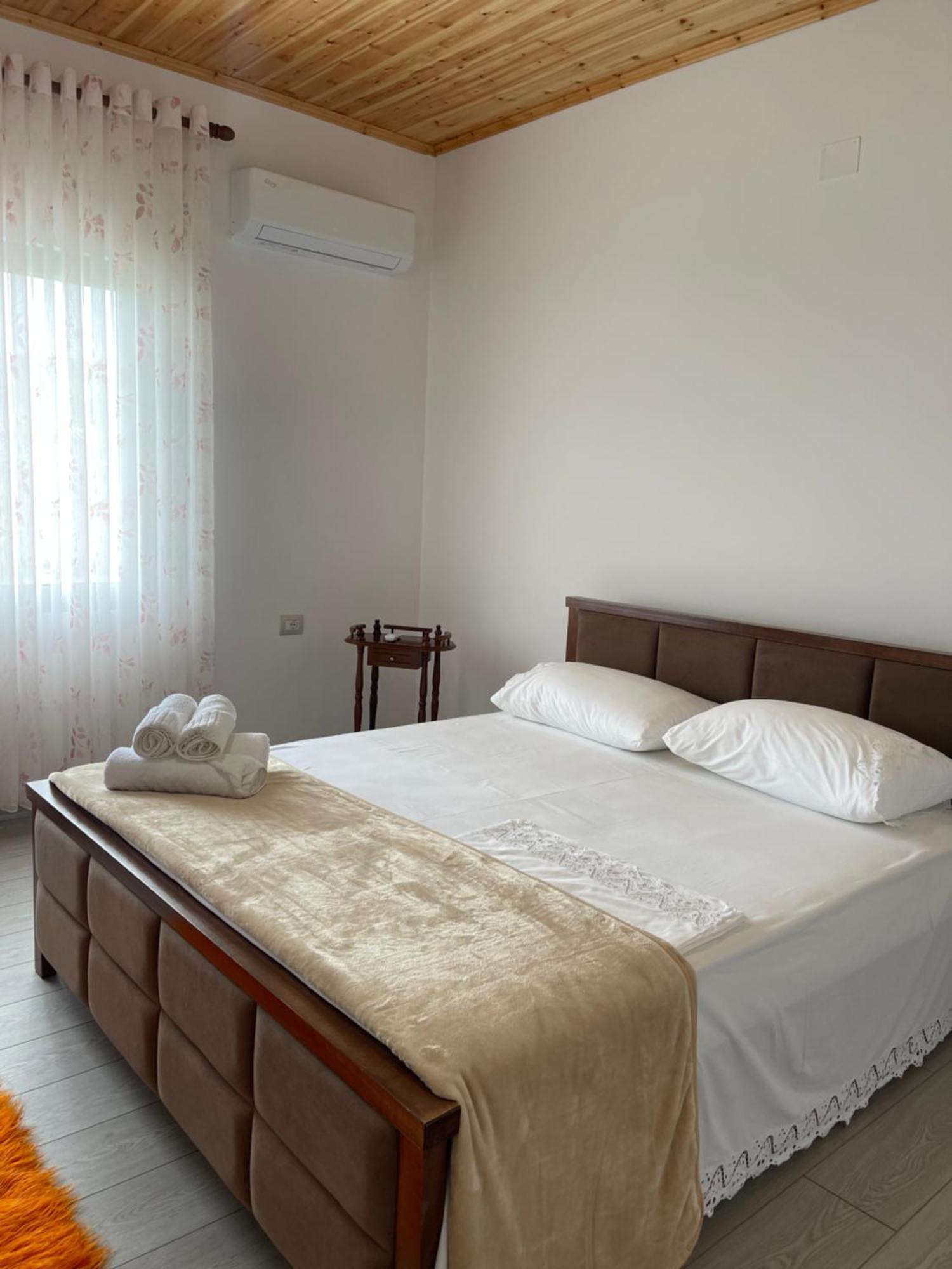Georgemishel Guest House Berat Exterior photo