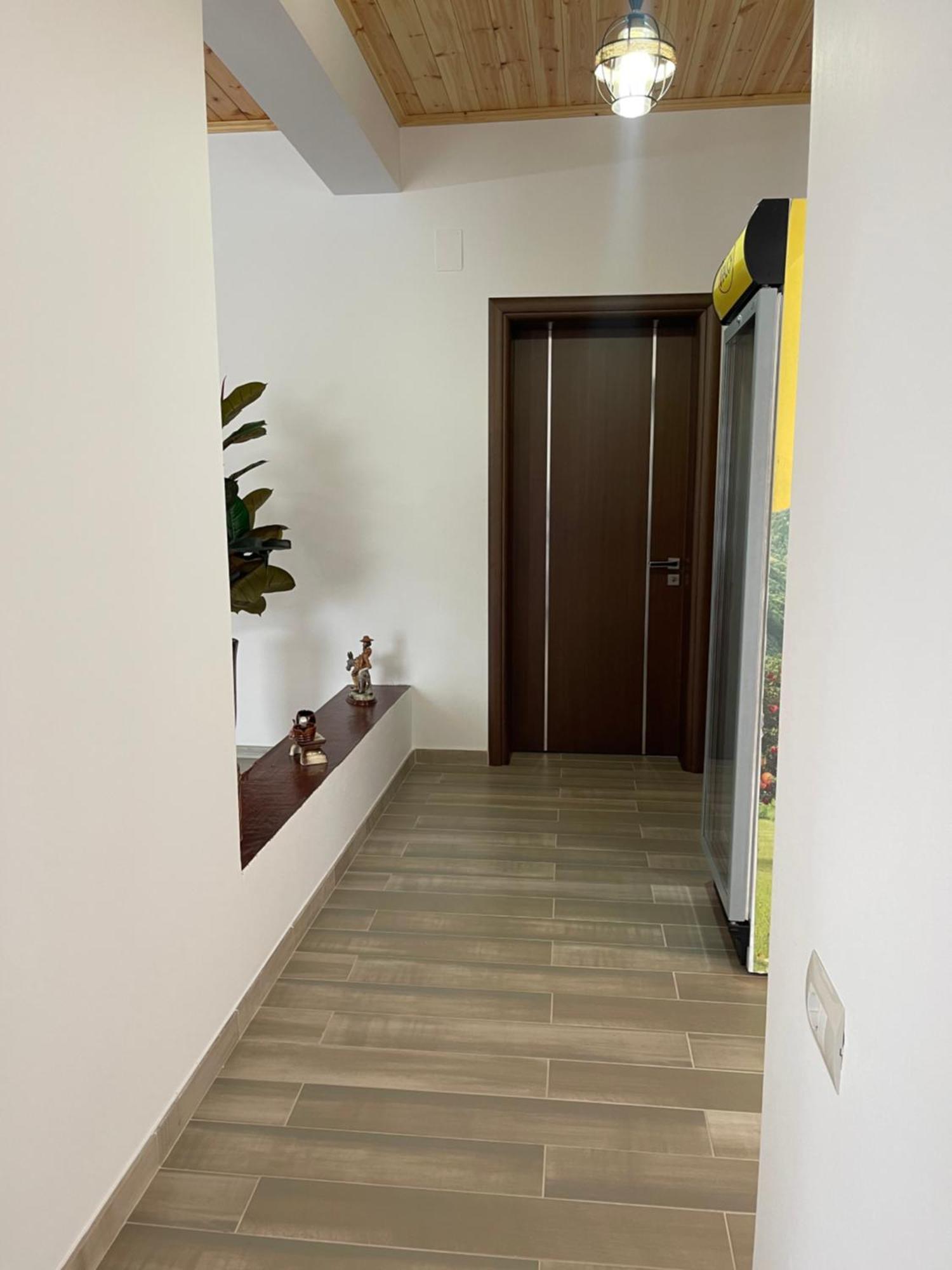 Georgemishel Guest House Berat Exterior photo