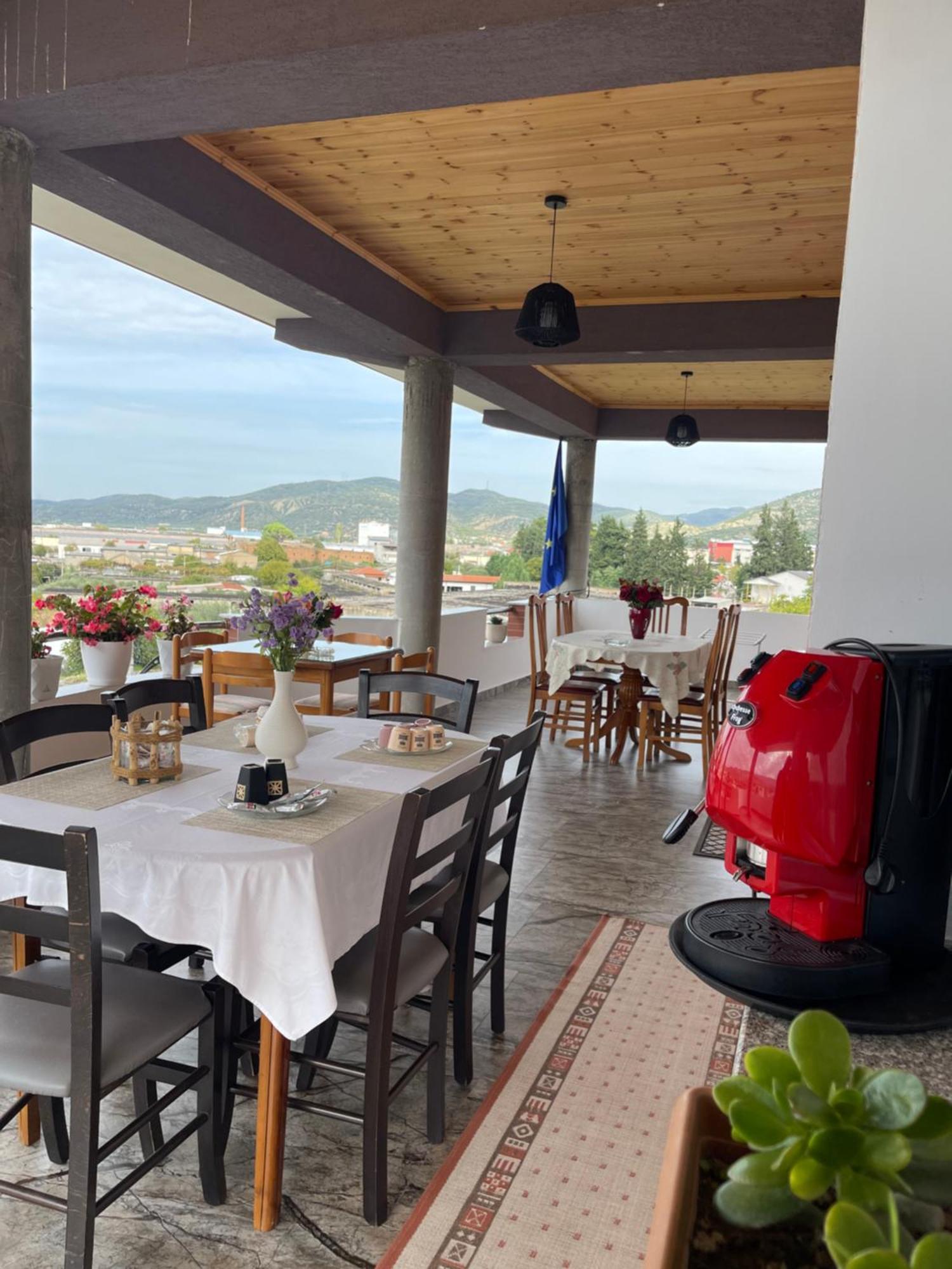 Georgemishel Guest House Berat Exterior photo